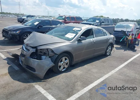 2010 Chevrolet Malibu Ls z USA, uszkodzony, nr VIN 1G1ZA5E02AF286466
